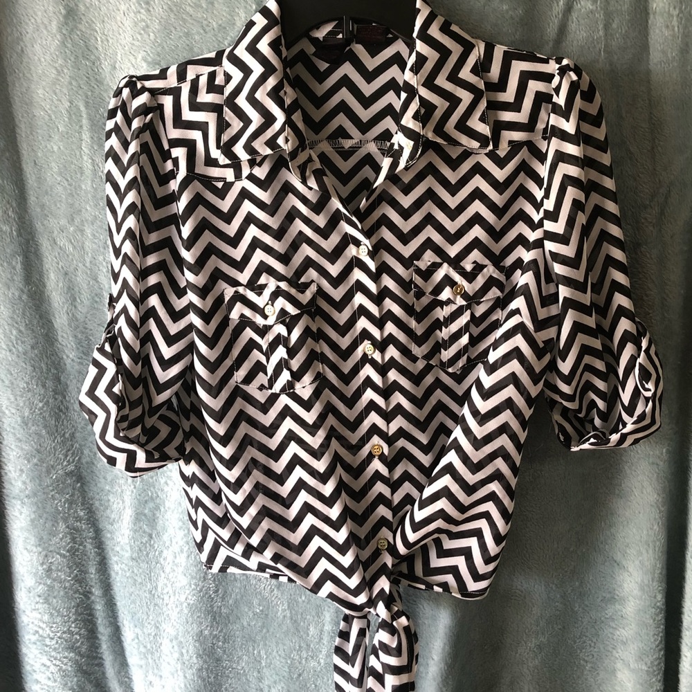 Chevron Top